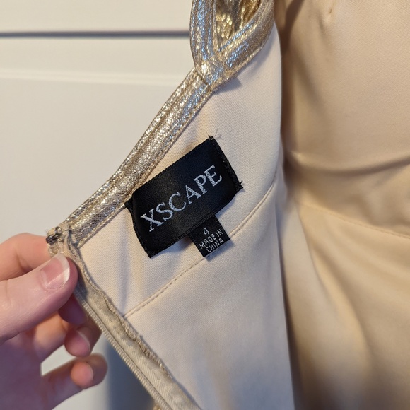 Gold Evening Gown - Picture 4 of 7